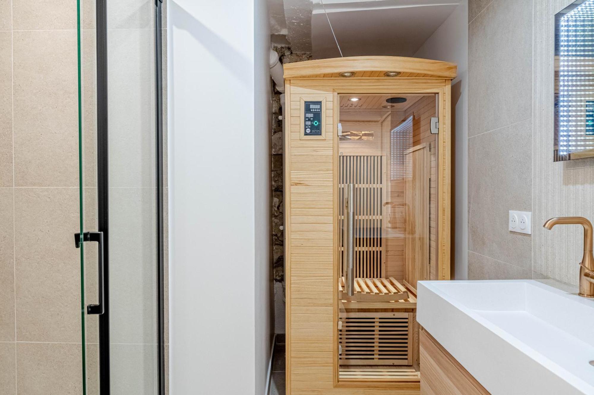 Lavie Maison A C & Sauna Paris Exterior photo